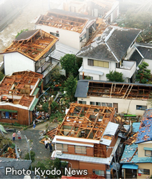 台風による屋根の被害